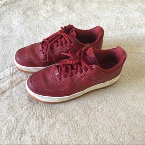 Nike Air Force 1 Red